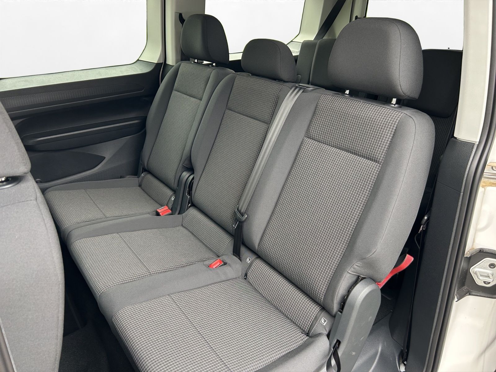Volkswagen - Caddy Maxi_4