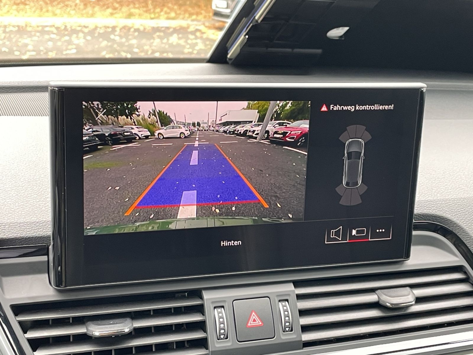 Audi - Q5_26 Audi - Q5_26