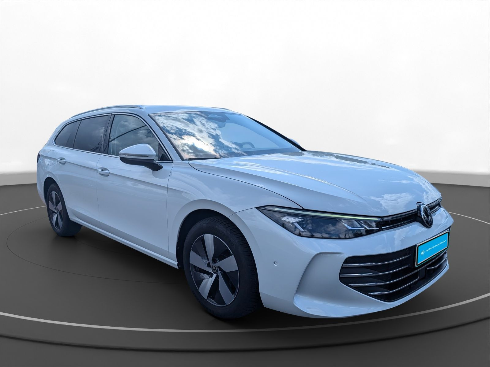 Volkswagen - Passat Variant_16