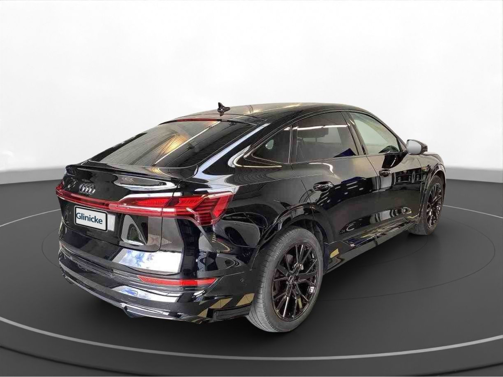 Audi - e-tron Sportback_4