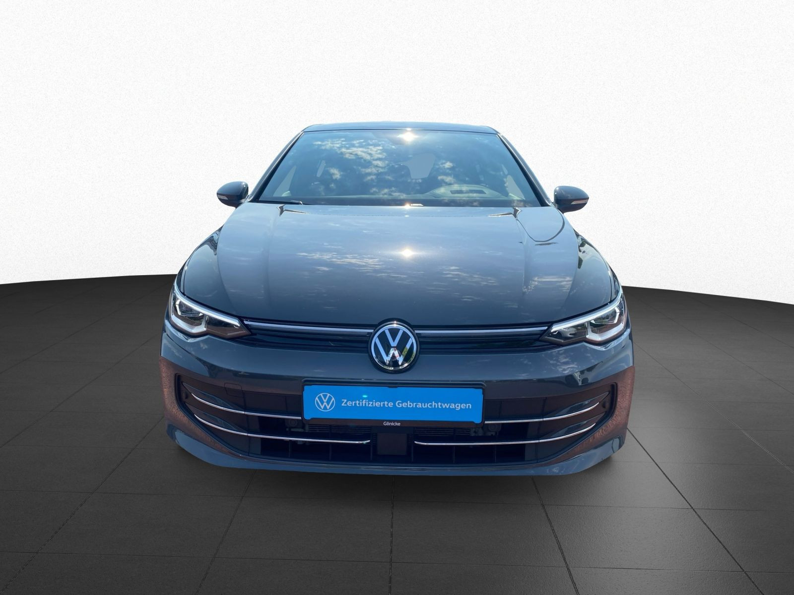 Volkswagen - Golf_5