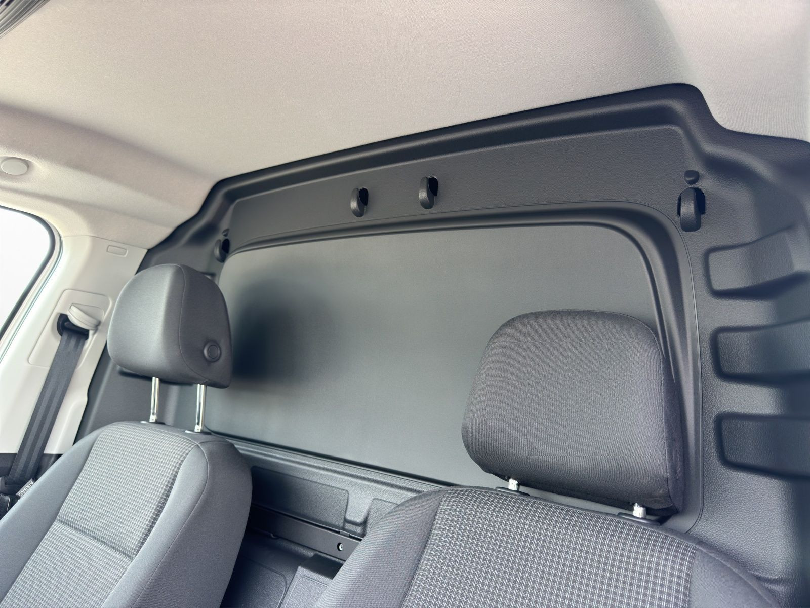 Volkswagen - Caddy Cargo_8