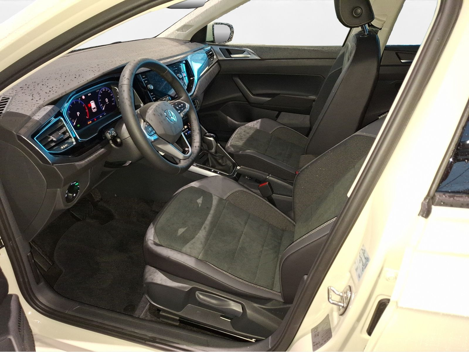 Volkswagen - Polo_4