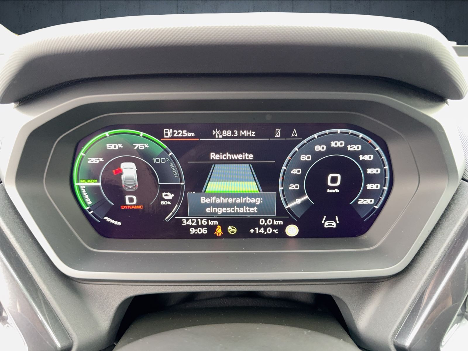 Audi - Q4 Sportback e-tron_12