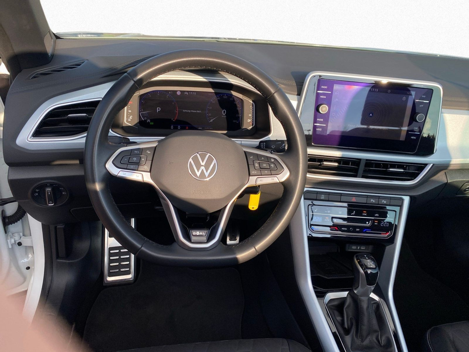 Volkswagen - T-Roc Cabriolet_11
