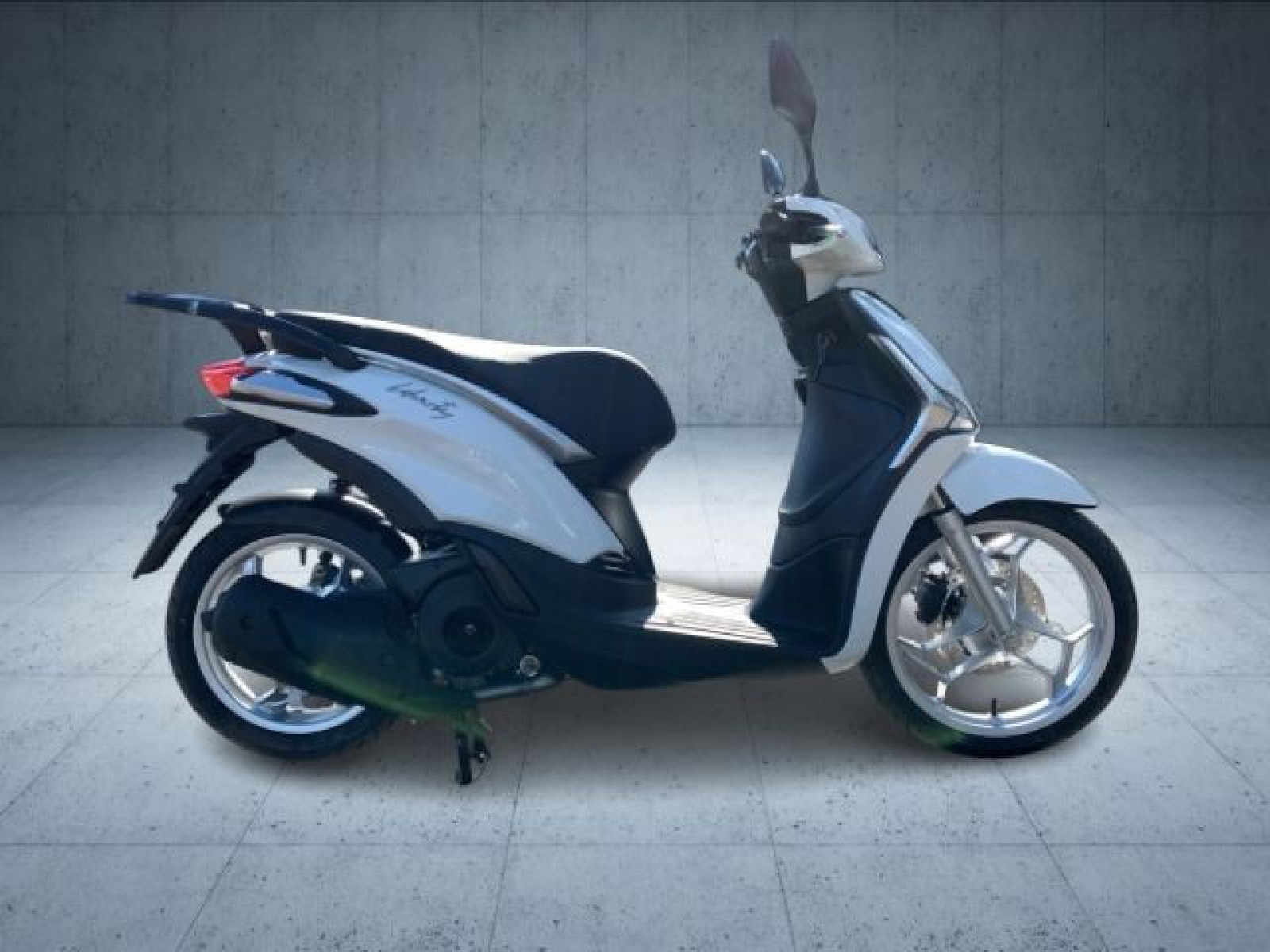 Piaggio - _6