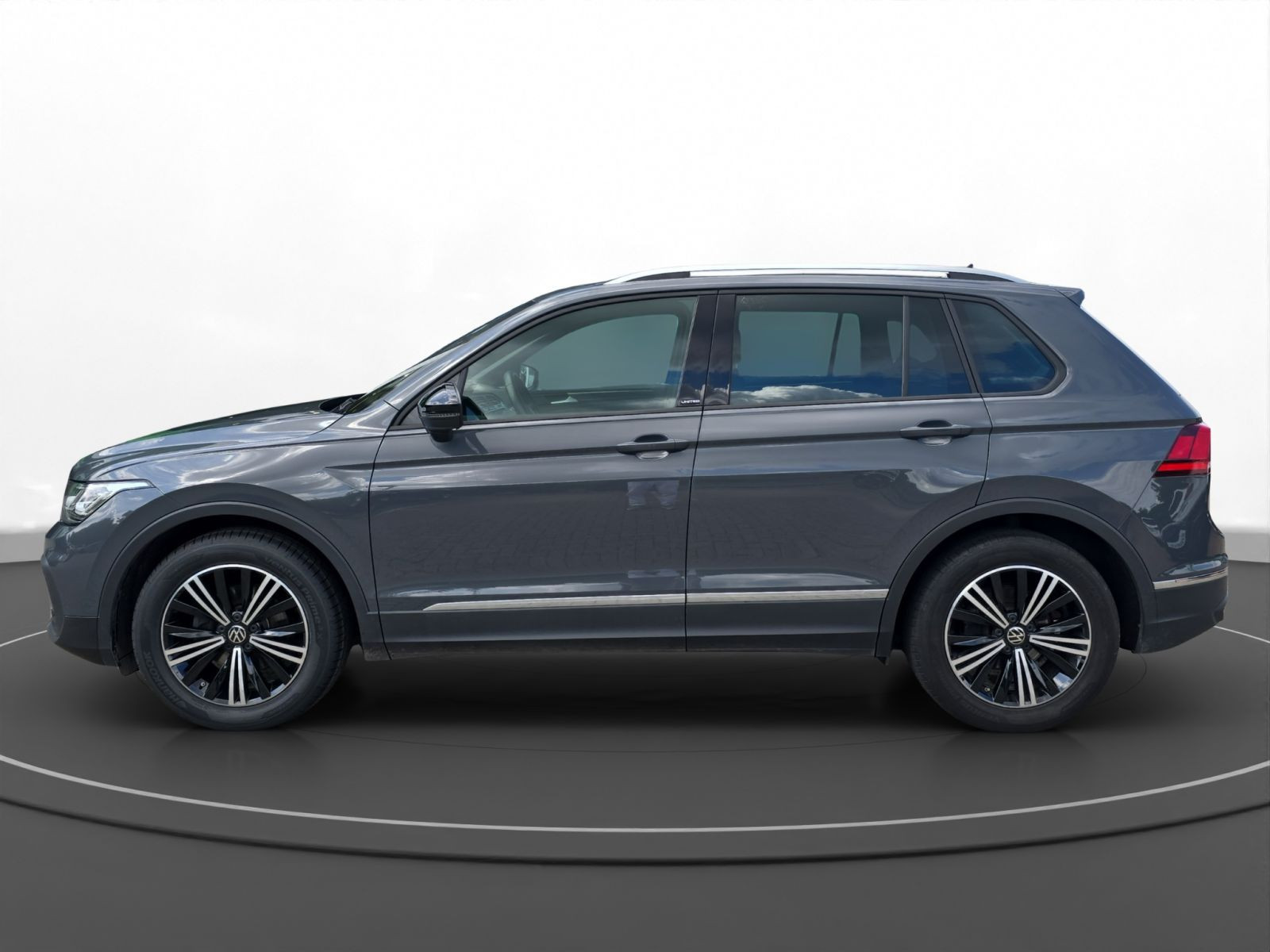 Volkswagen - Tiguan_5