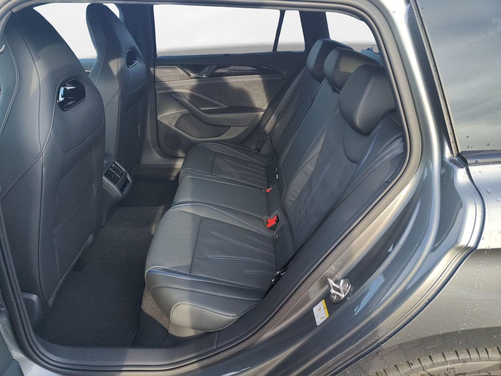 Volkswagen - Passat_6