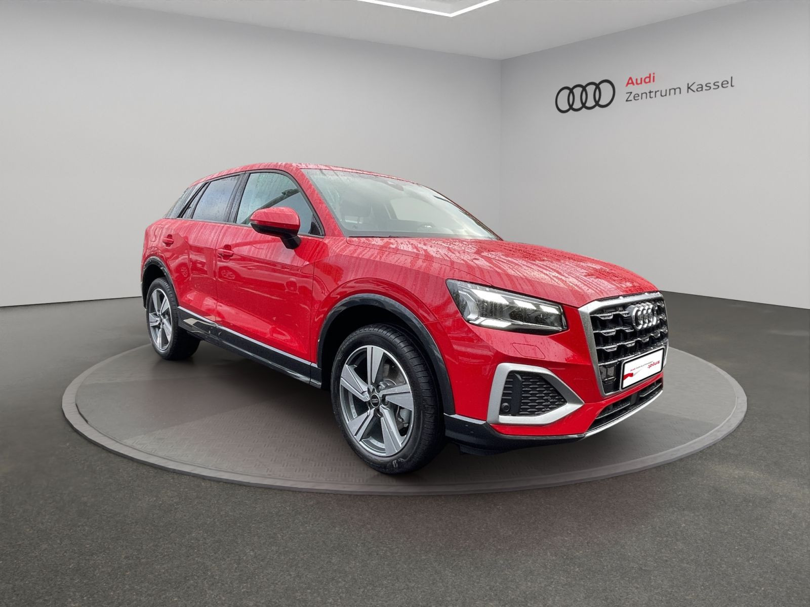 Audi - Q2_9