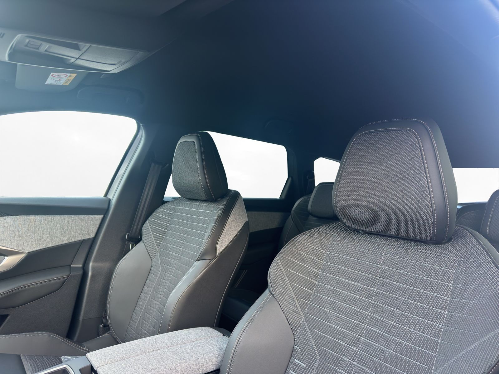 Peugeot - 5008_15