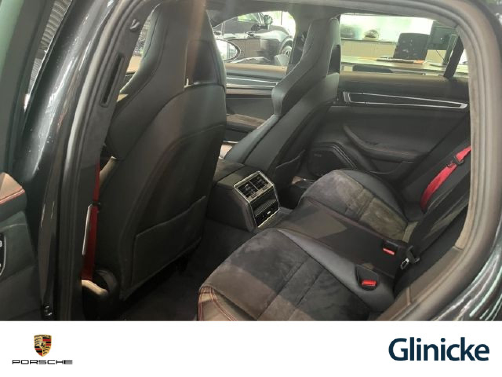 Porsche - Panamera_31