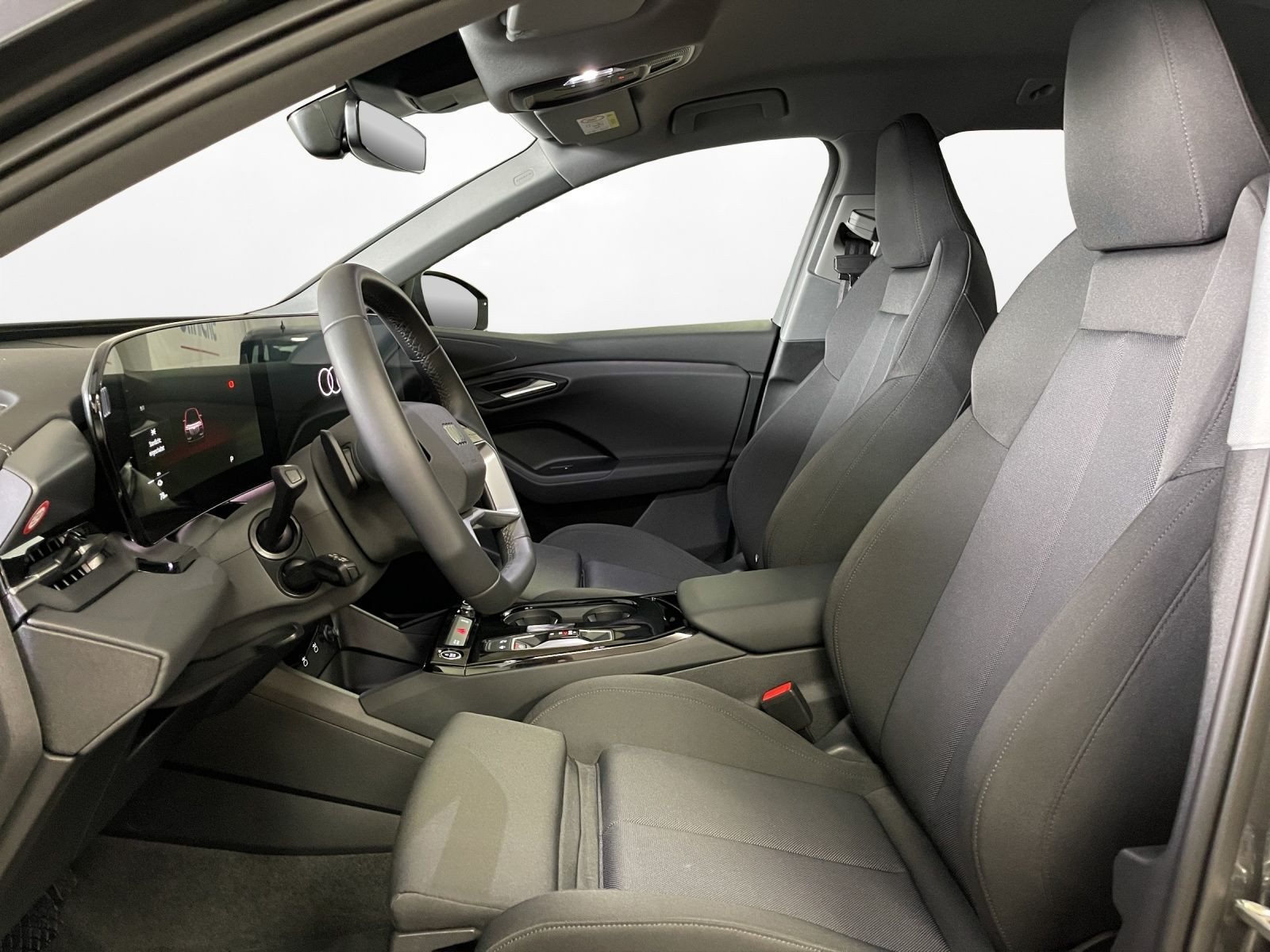 Audi - Q6 SUV e-tron_17