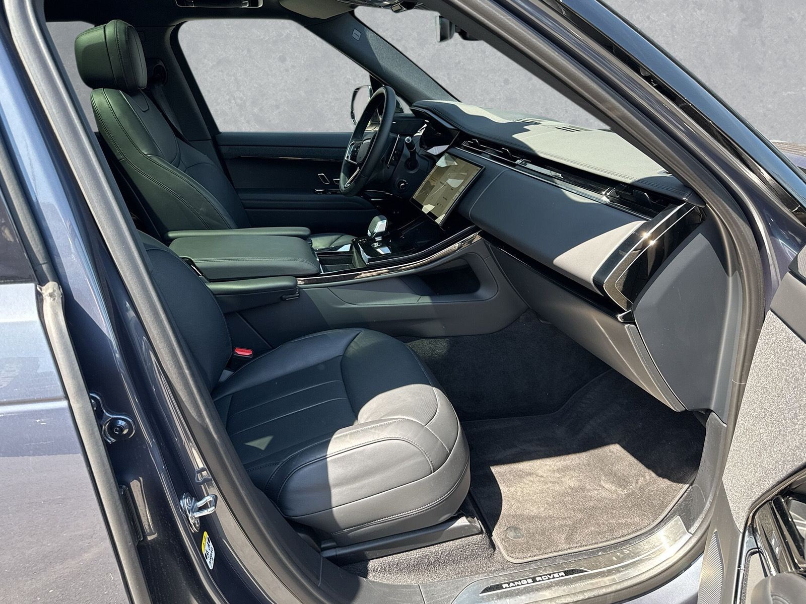 Land Rover - Range Rover Sport_3