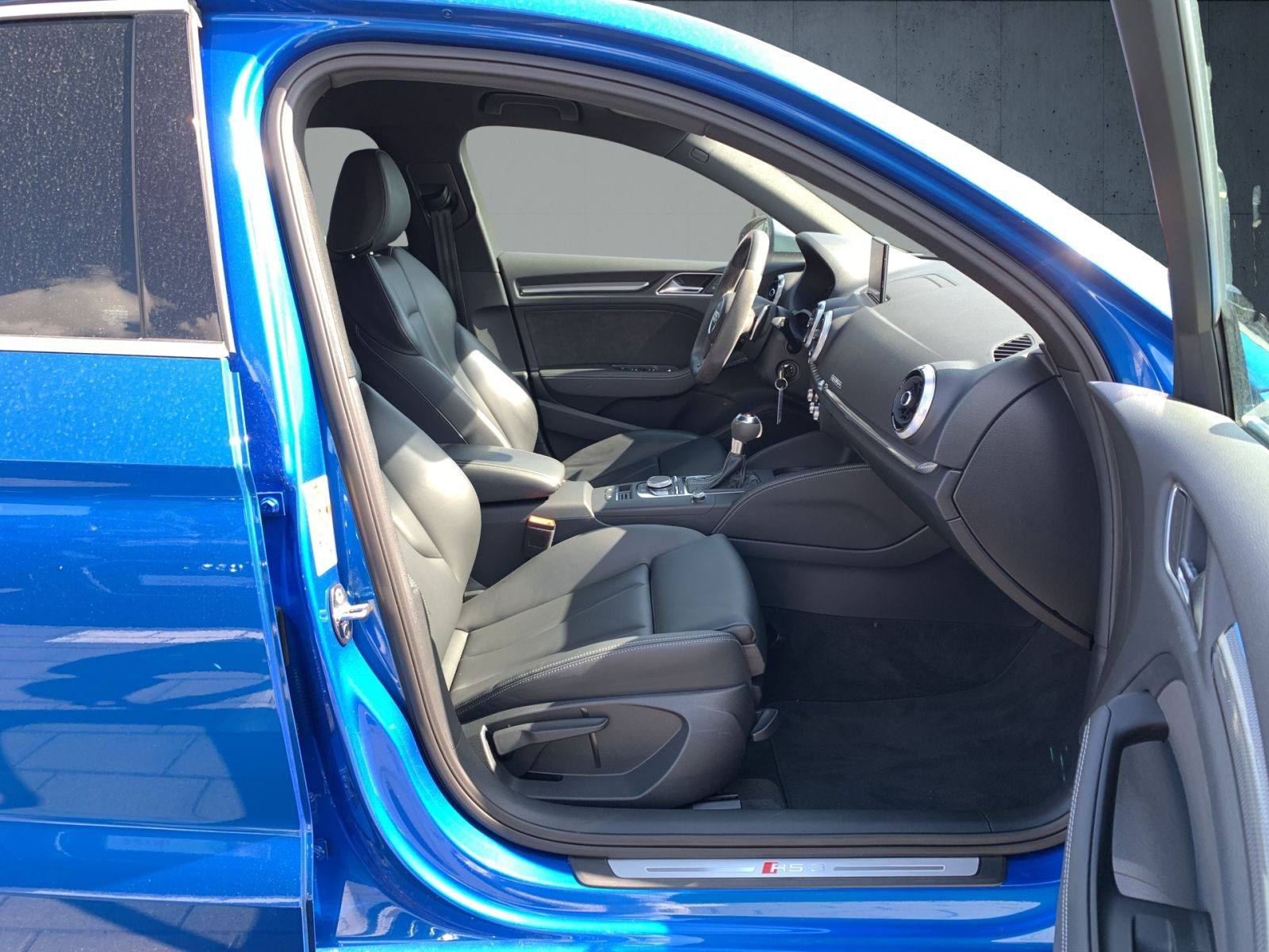 Audi - RS 3 Limousine_15 Audi - RS 3 Limousine_15