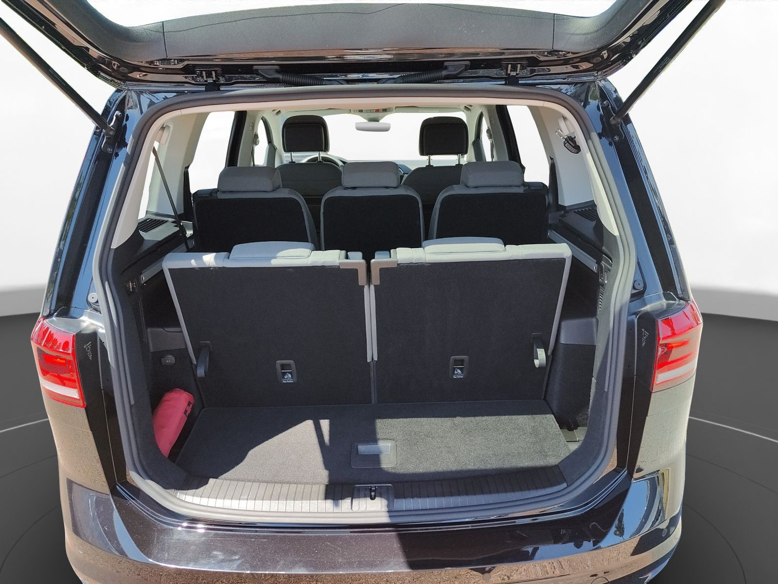 Volkswagen - Touran_9
