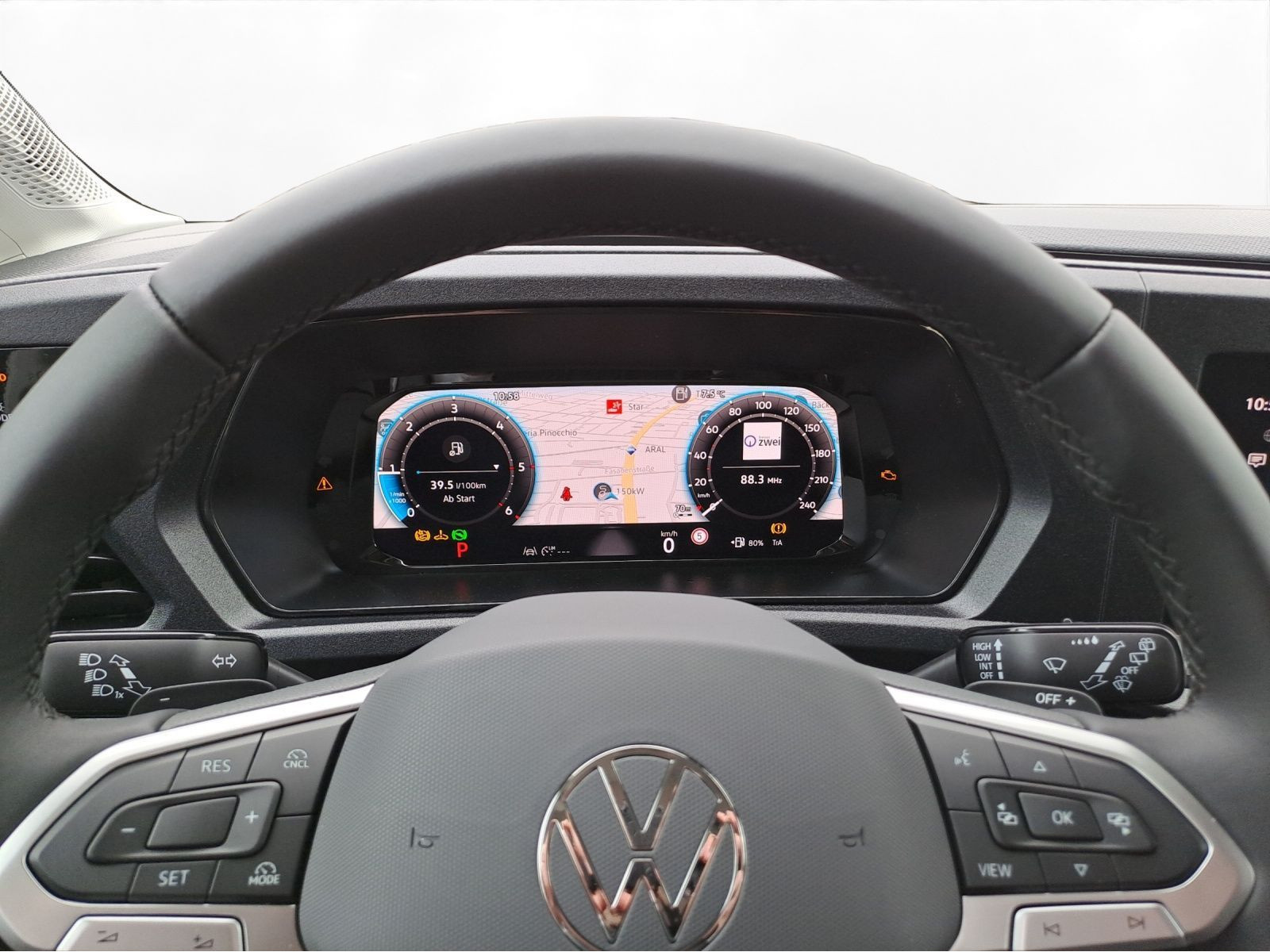 Volkswagen - Caddy_17