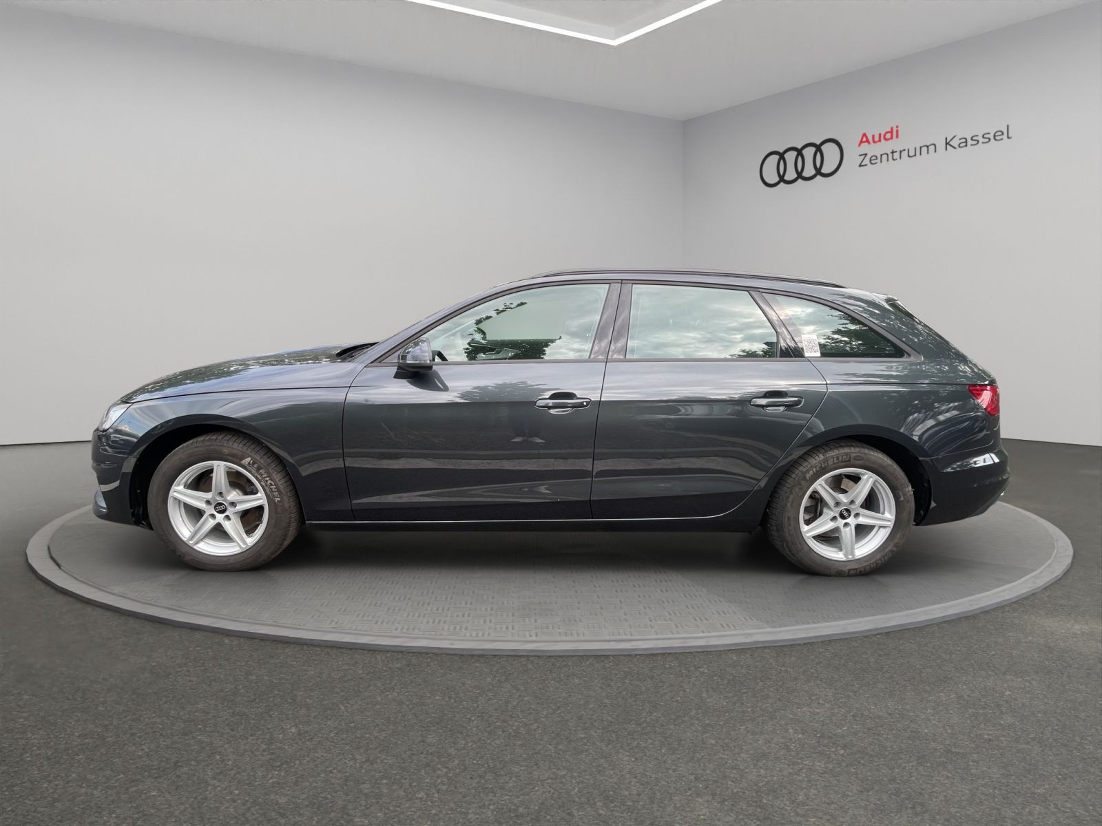 Audi - A4 Avant_4
