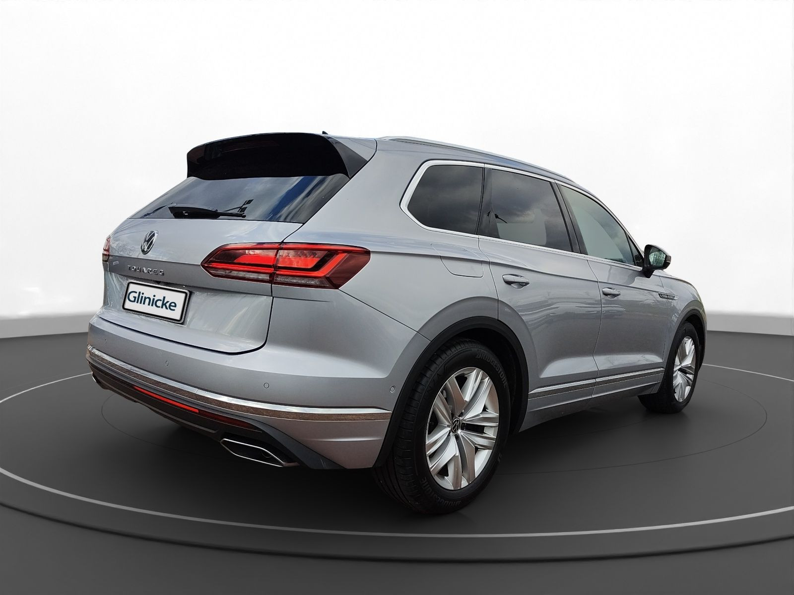 Volkswagen - Touareg_12