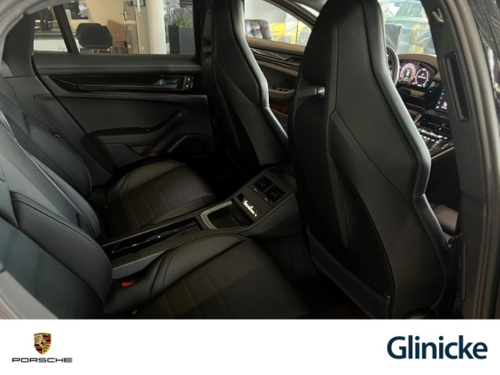 Porsche - Panamera_33