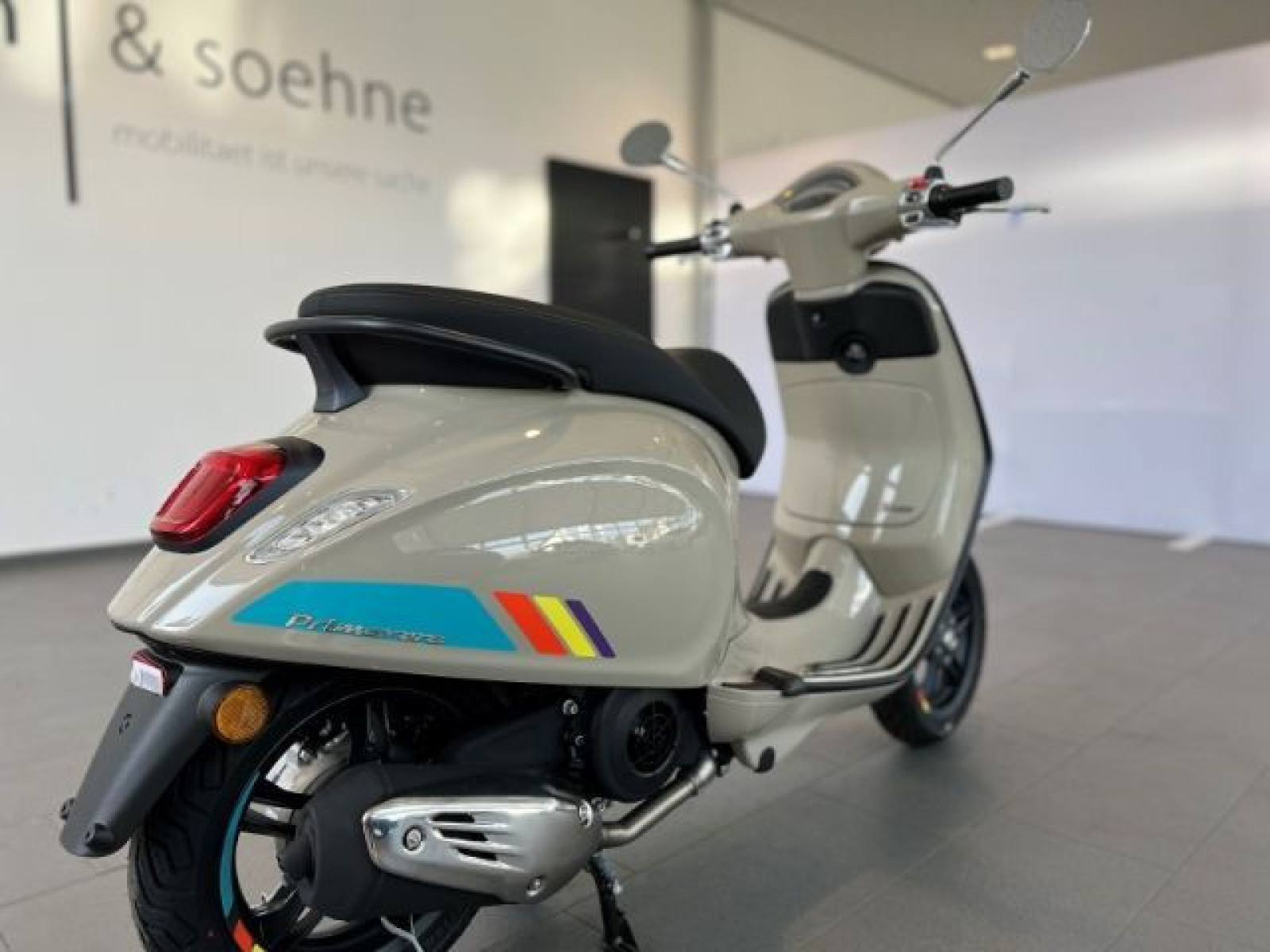 Piaggio - _10