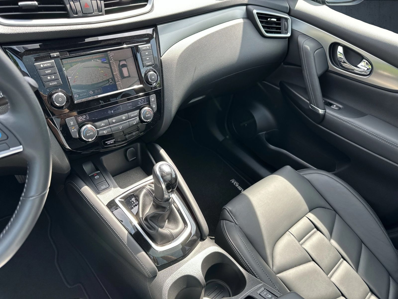Nissan - Qashqai_26