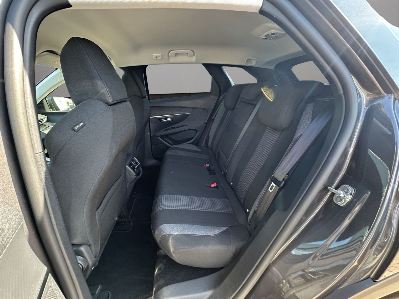 Peugeot - 3008_14