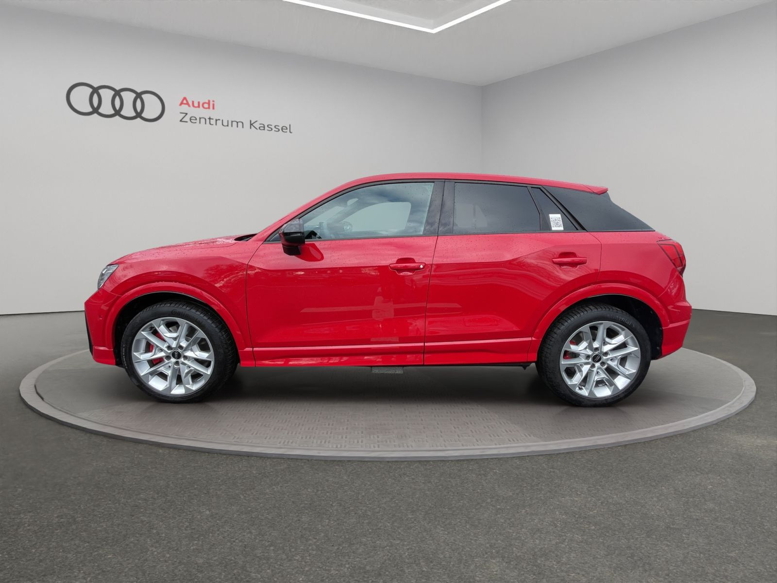 Audi - SQ2_4