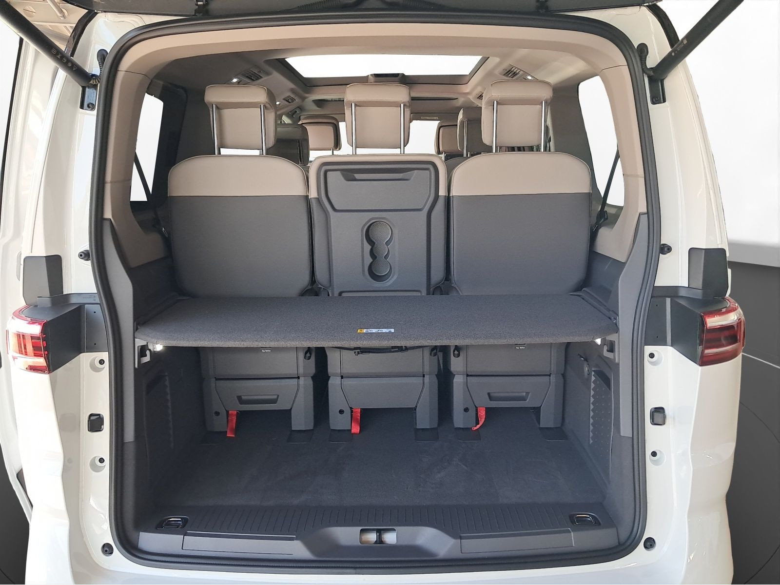 Volkswagen - Multivan_13