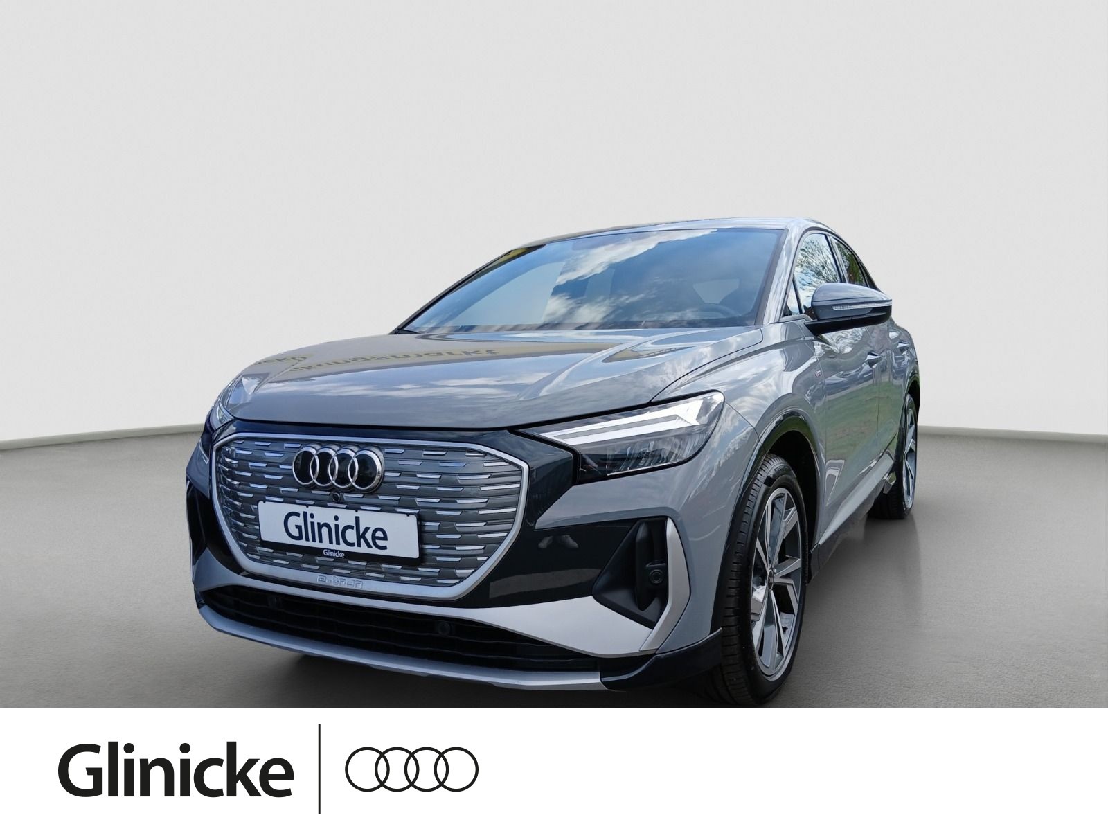 Q4 Sportback 40 e-tron S-Line Sportsitze Navi Rückfahrkamera Wärmepumpe LED ACC