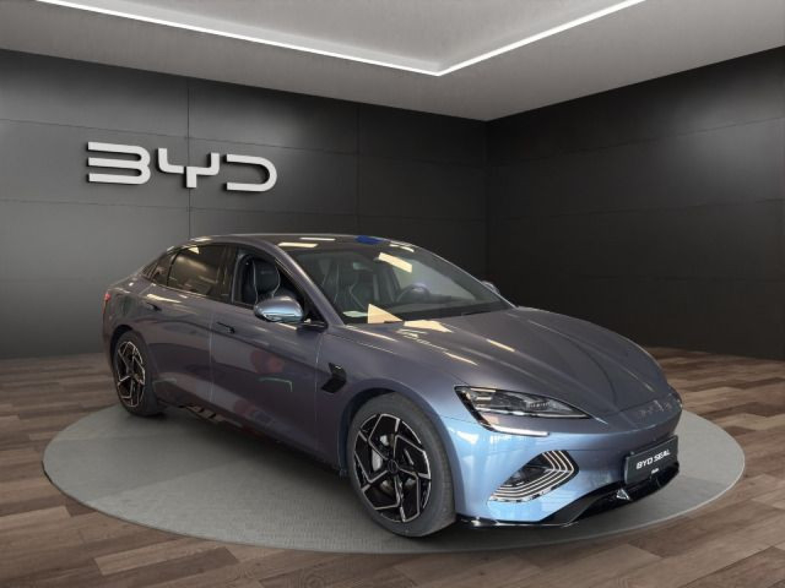 BYD - SEAL_8