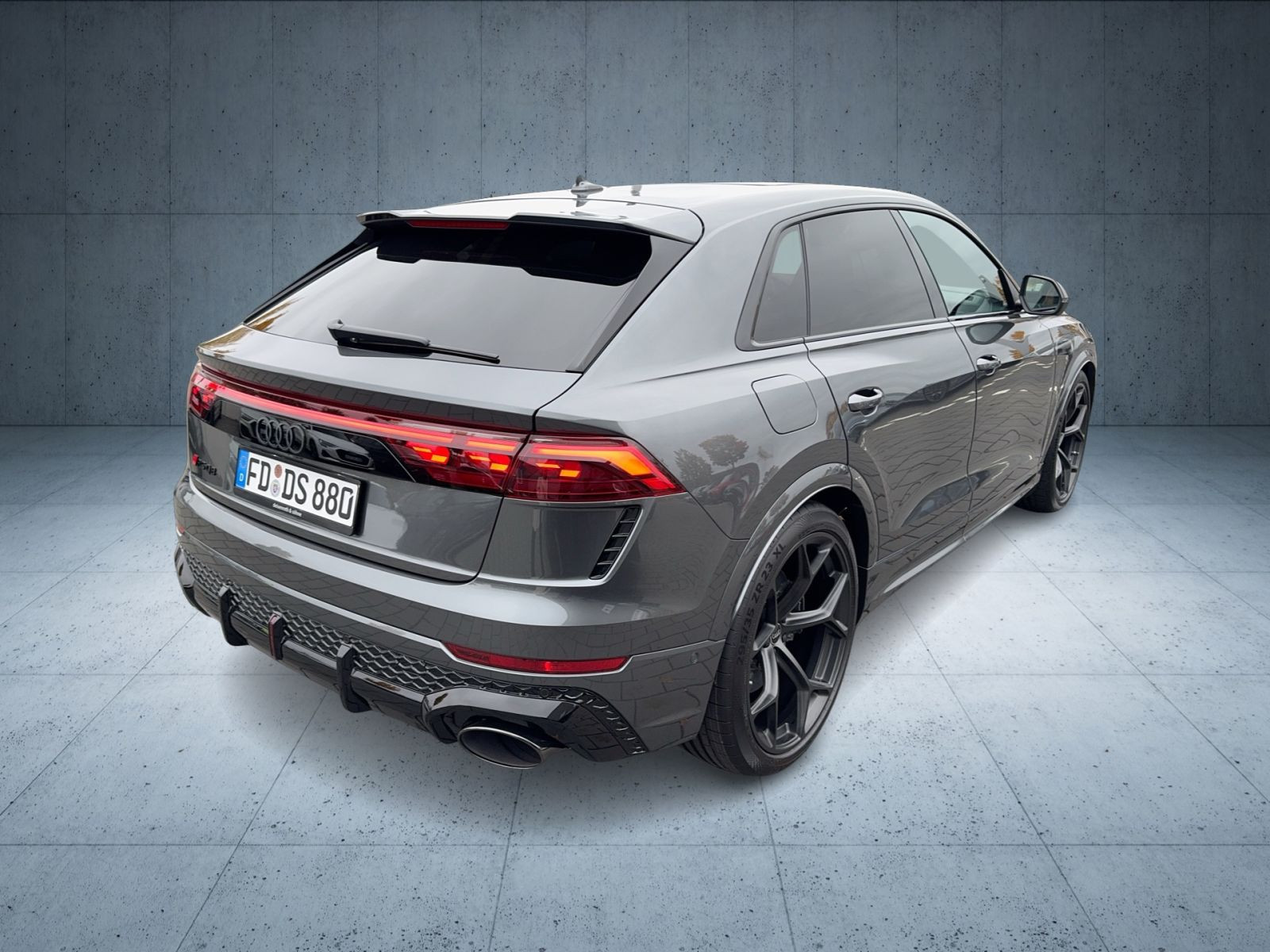 Audi - RS Q8_5