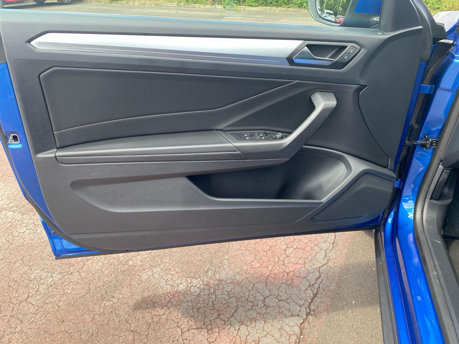 Volkswagen - T-Roc Cabriolet_16