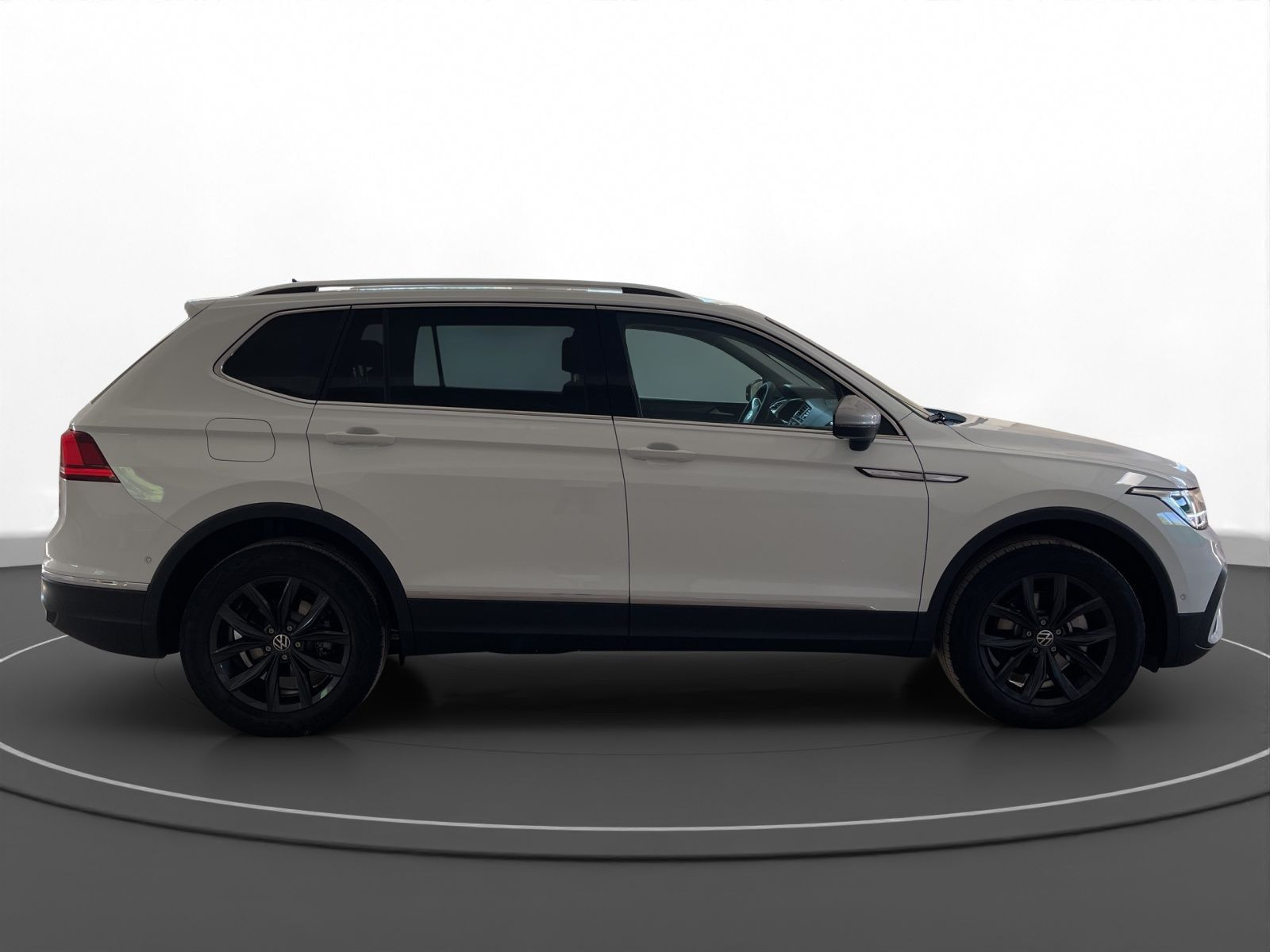 Volkswagen - Tiguan Allspace_8
