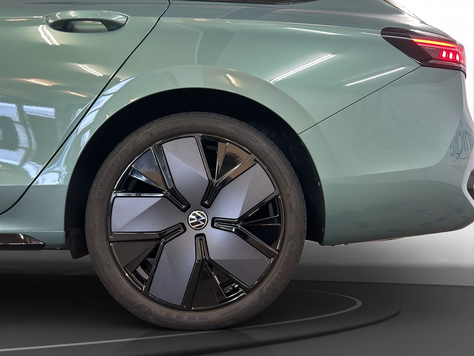 Volkswagen - Passat Variant_14