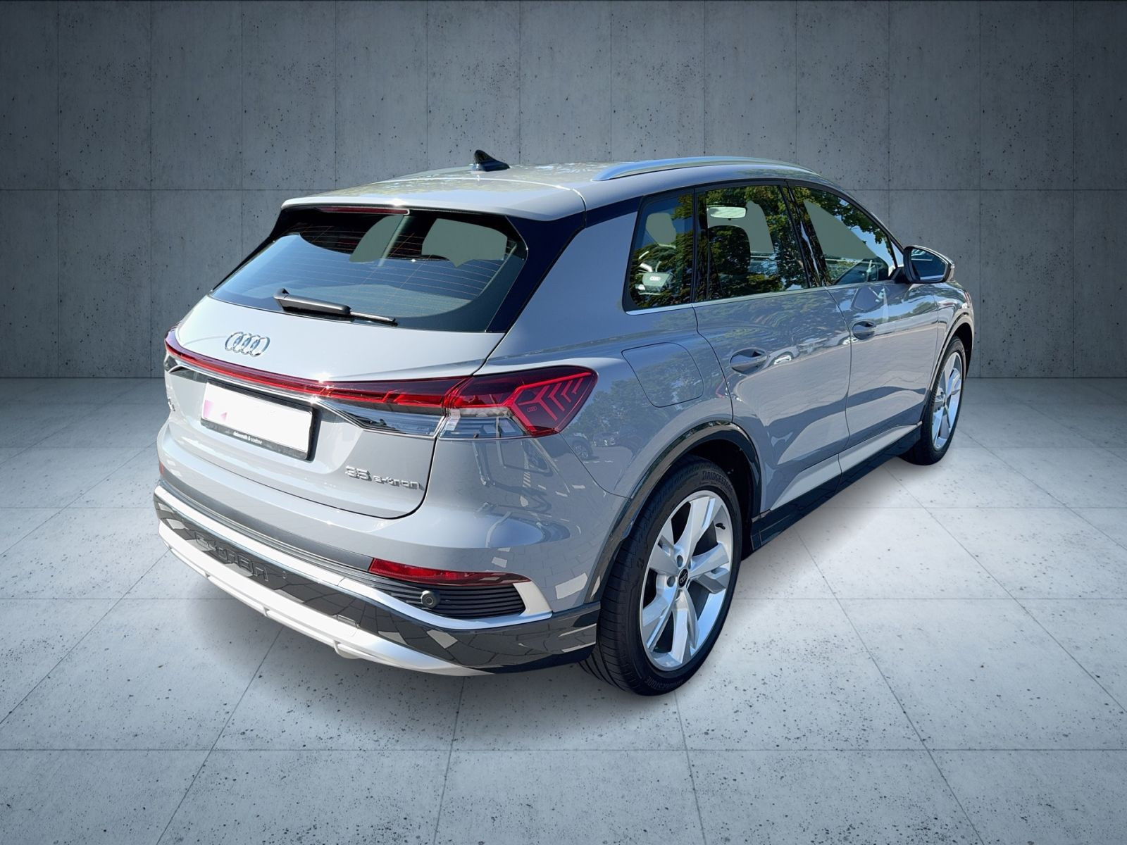 Audi - Q4 e-tron_5 Audi - Q4 e-tron_5