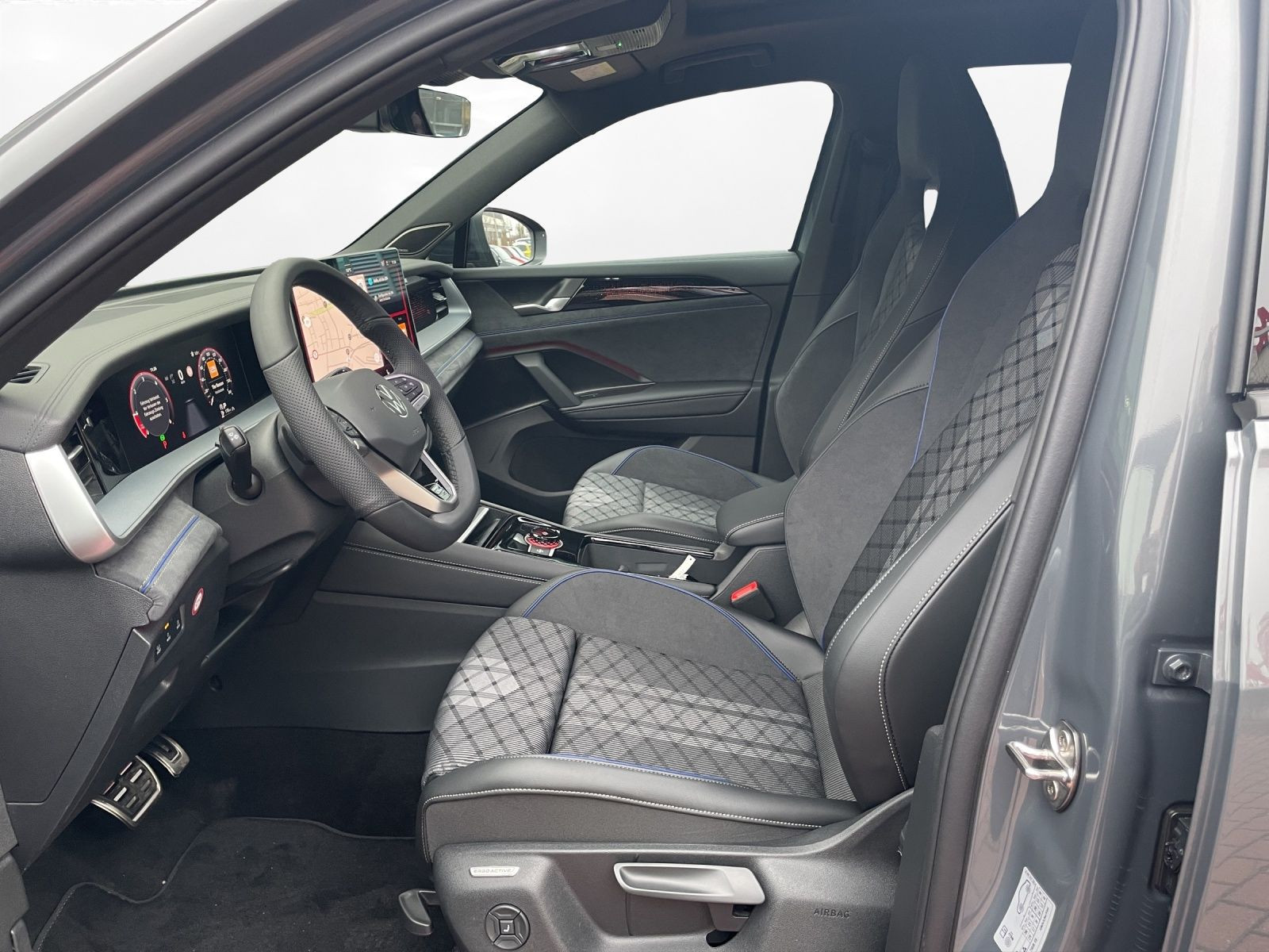 Volkswagen - Tayron_6