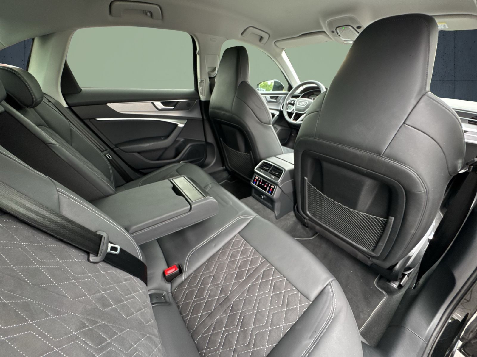 Audi - S6 Limousine_20