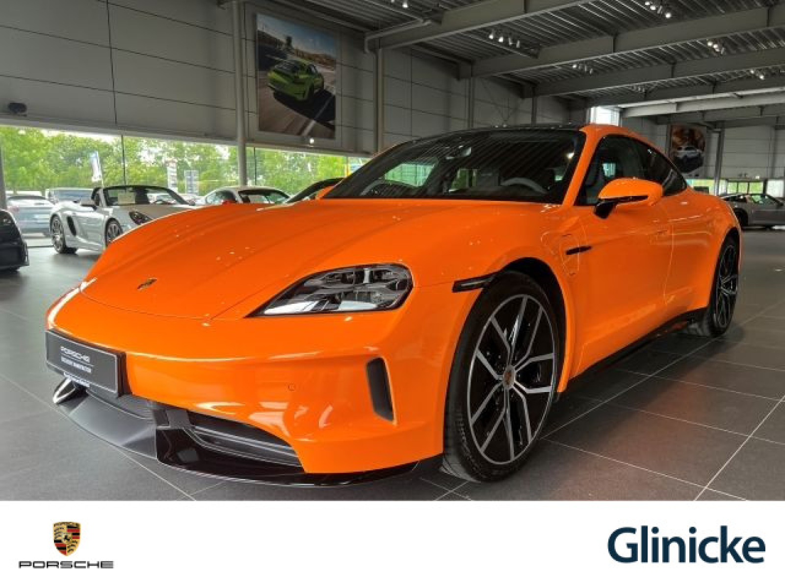 Porsche - Taycan_1