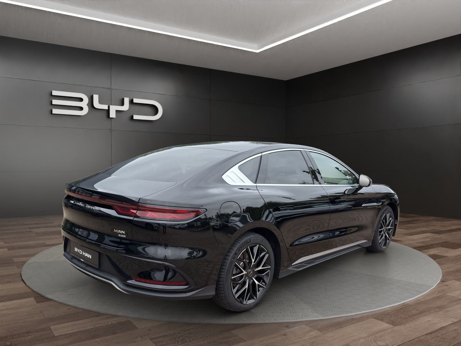 BYD - HAN_6