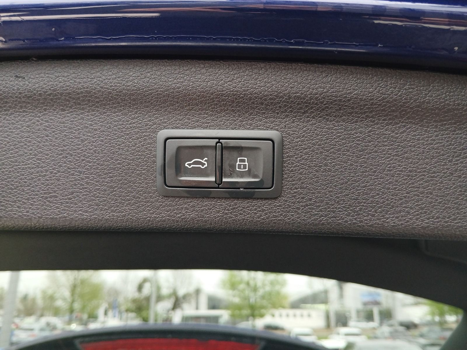 Audi - Q3_17