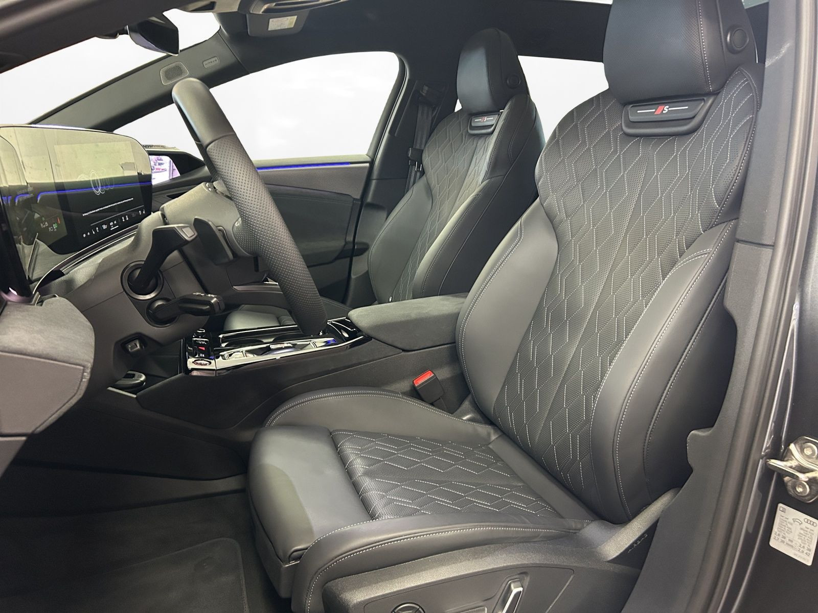 Audi - S6 Avant e-tron_17