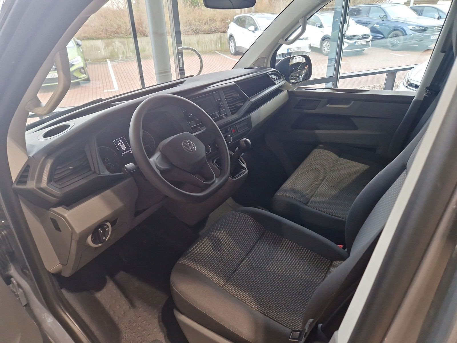 Volkswagen - T6.1 Transporter_5