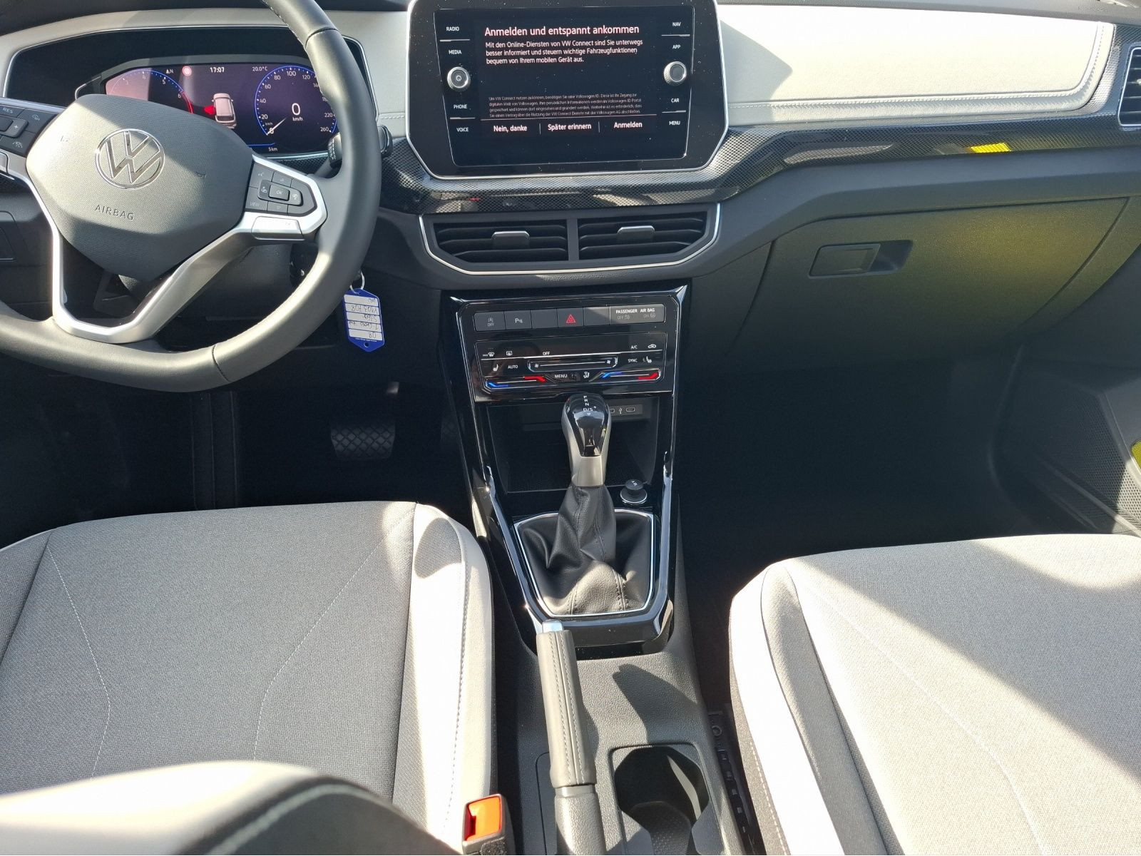 Volkswagen - T-Cross_7