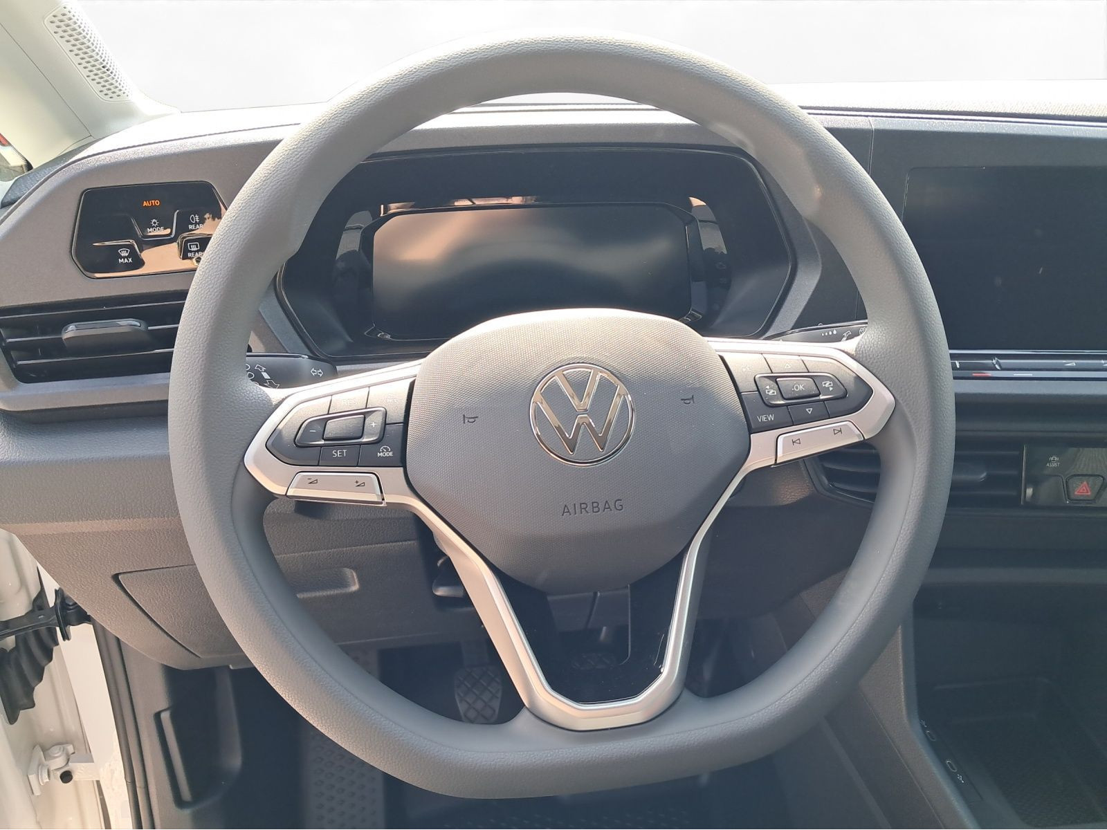 Volkswagen - Caddy Cargo_10