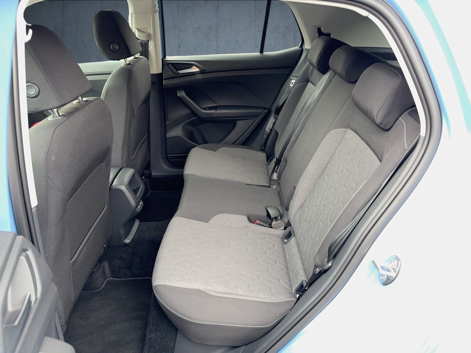 Volkswagen - T-Cross_12