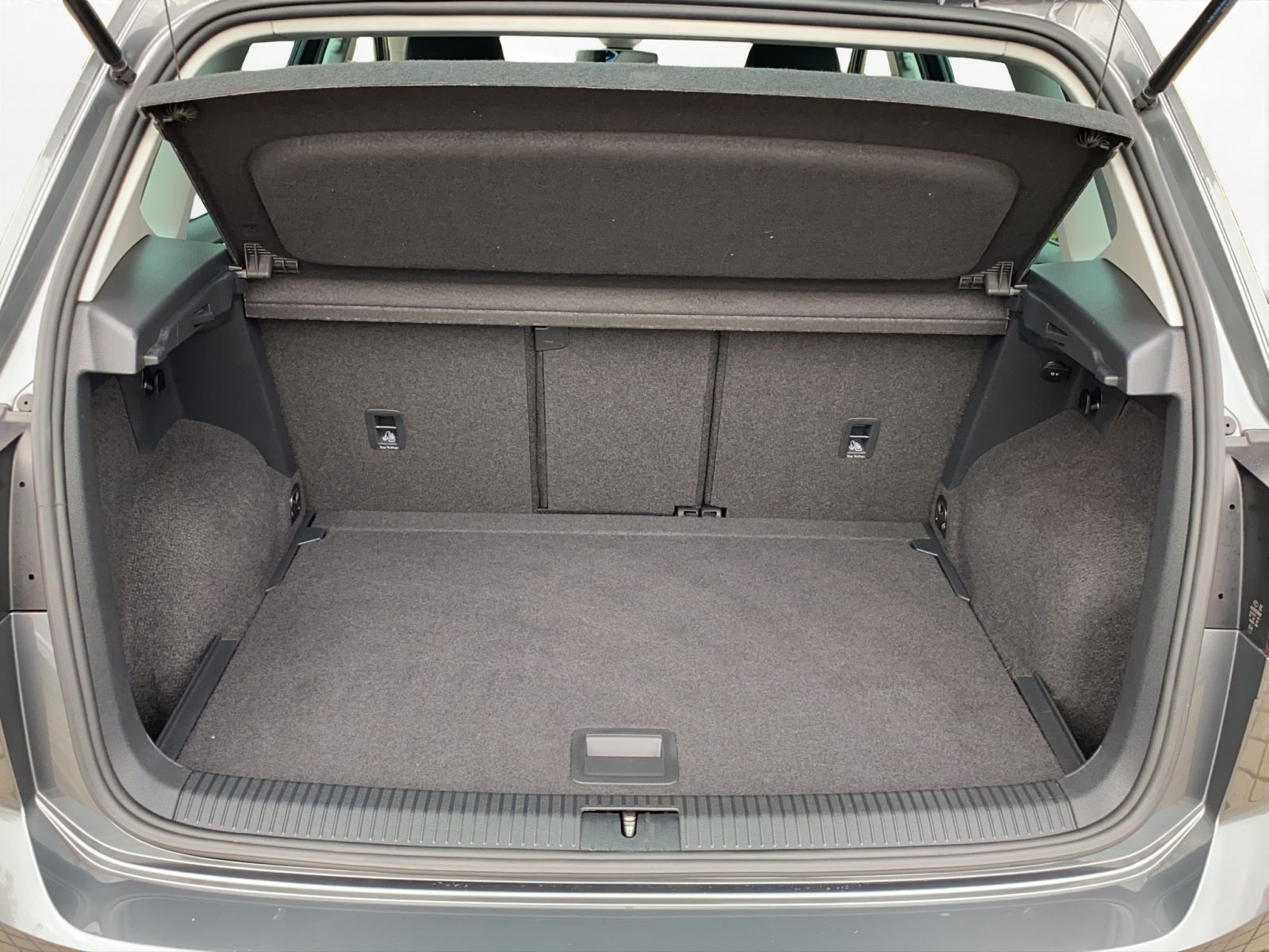 Volkswagen - Golf Sportsvan_22