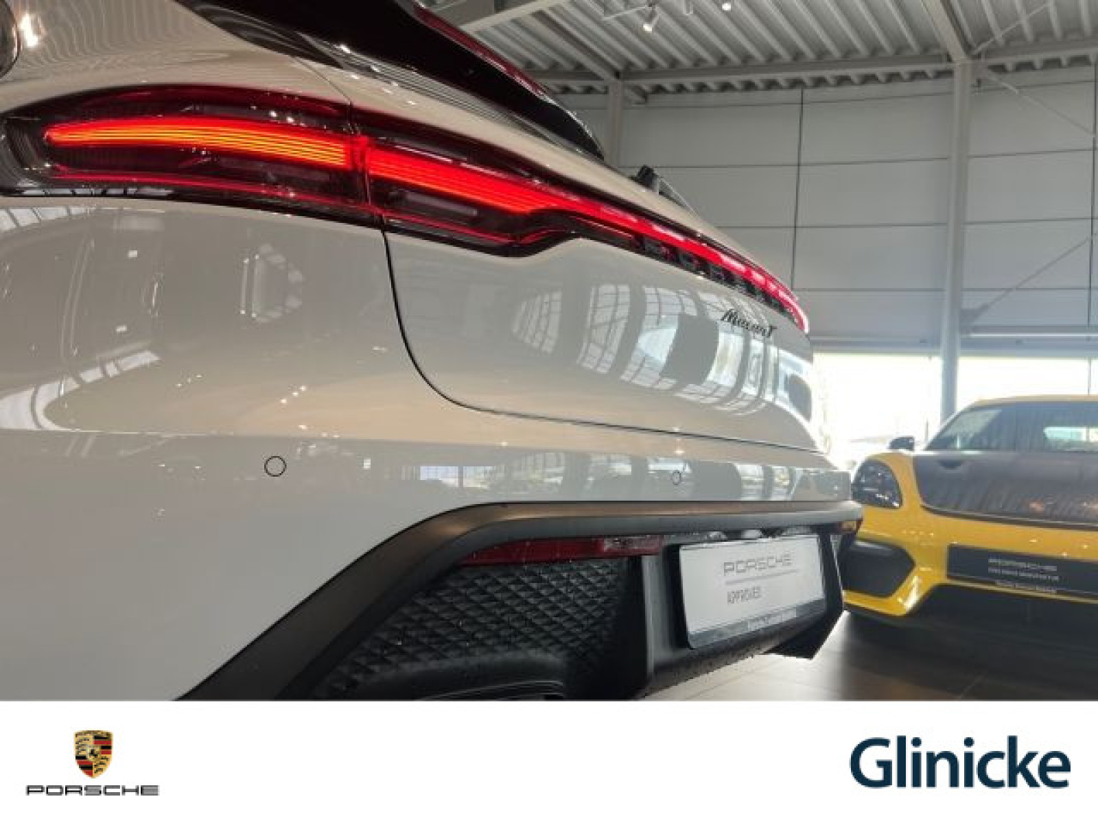 Porsche - Macan_34