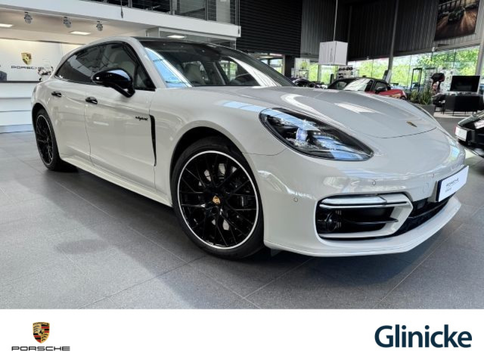 Porsche - Panamera_6