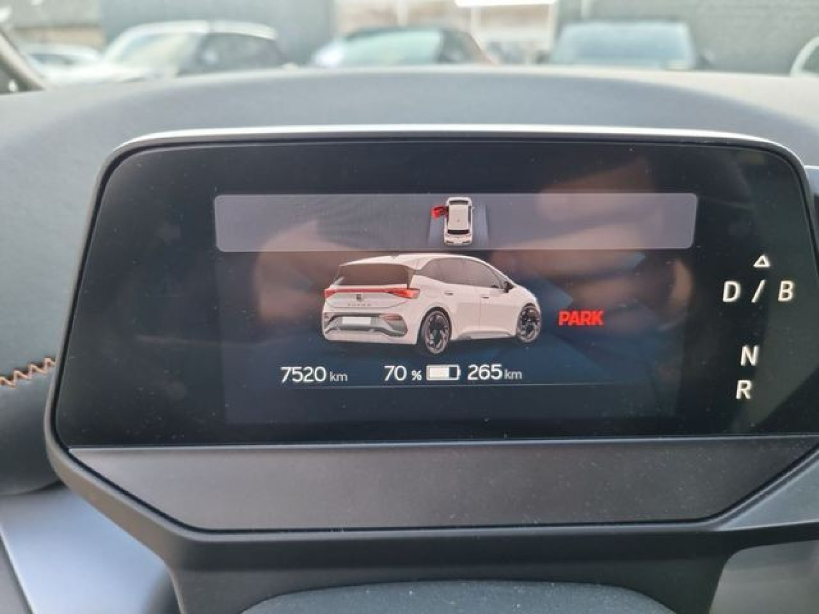Cupra - Born_16