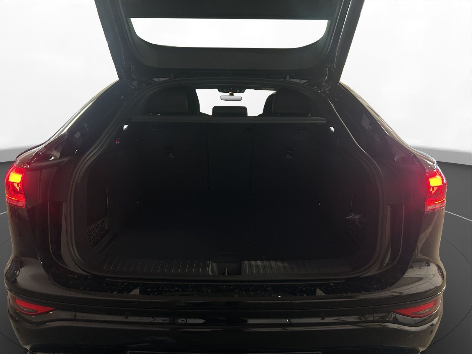 Audi - SQ6 Sportback e-tron_21